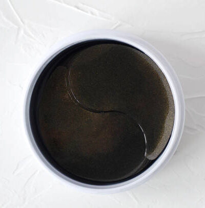 Jar with gel patches under the eyes. fashionable korean cosmetics.