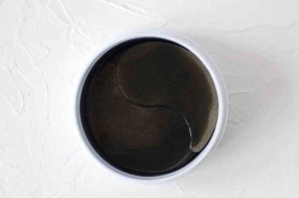 Jar with gel patches under the eyes. fashionable korean cosmetics.